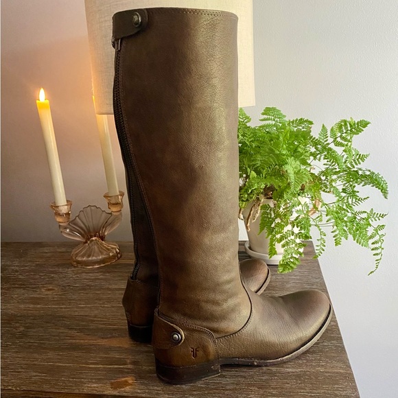 Frye Melissa Back Zip Button Leather Tall Riding Boot Round Toe Women 8B Brown - Picture 2 of 10